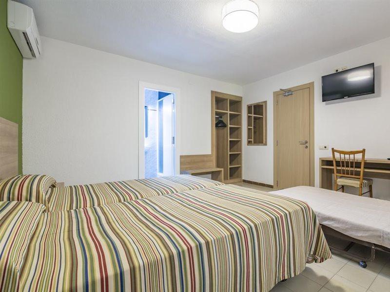 Blason Junior Hotel