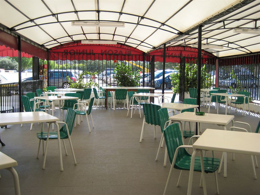 Blason Junior Hotel *